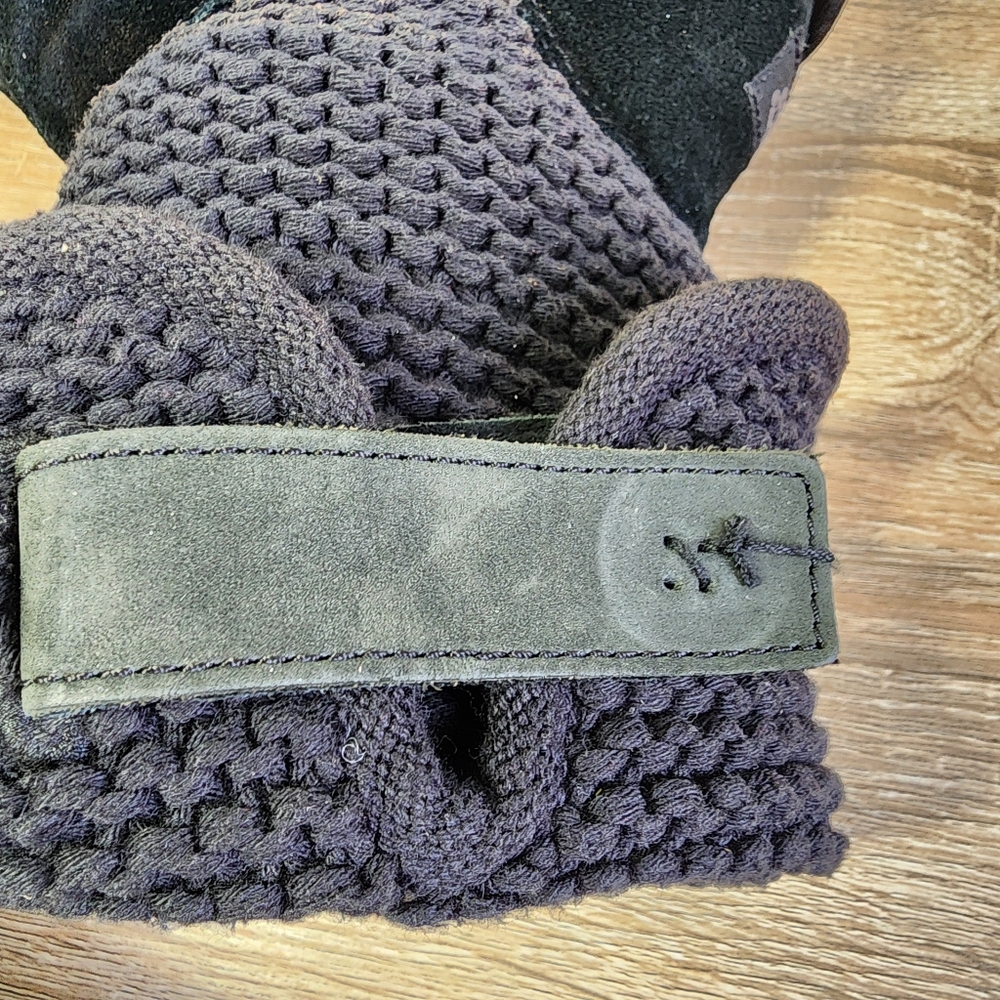 UGG AUSTRALIA Shaina Sweater Cuff Black Knit and Button Boots 7 - Picture 9 of 16